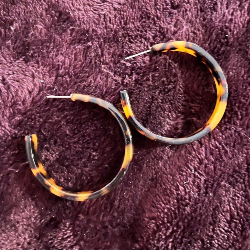 Vici Dolls Tortoise Hoop Earrings